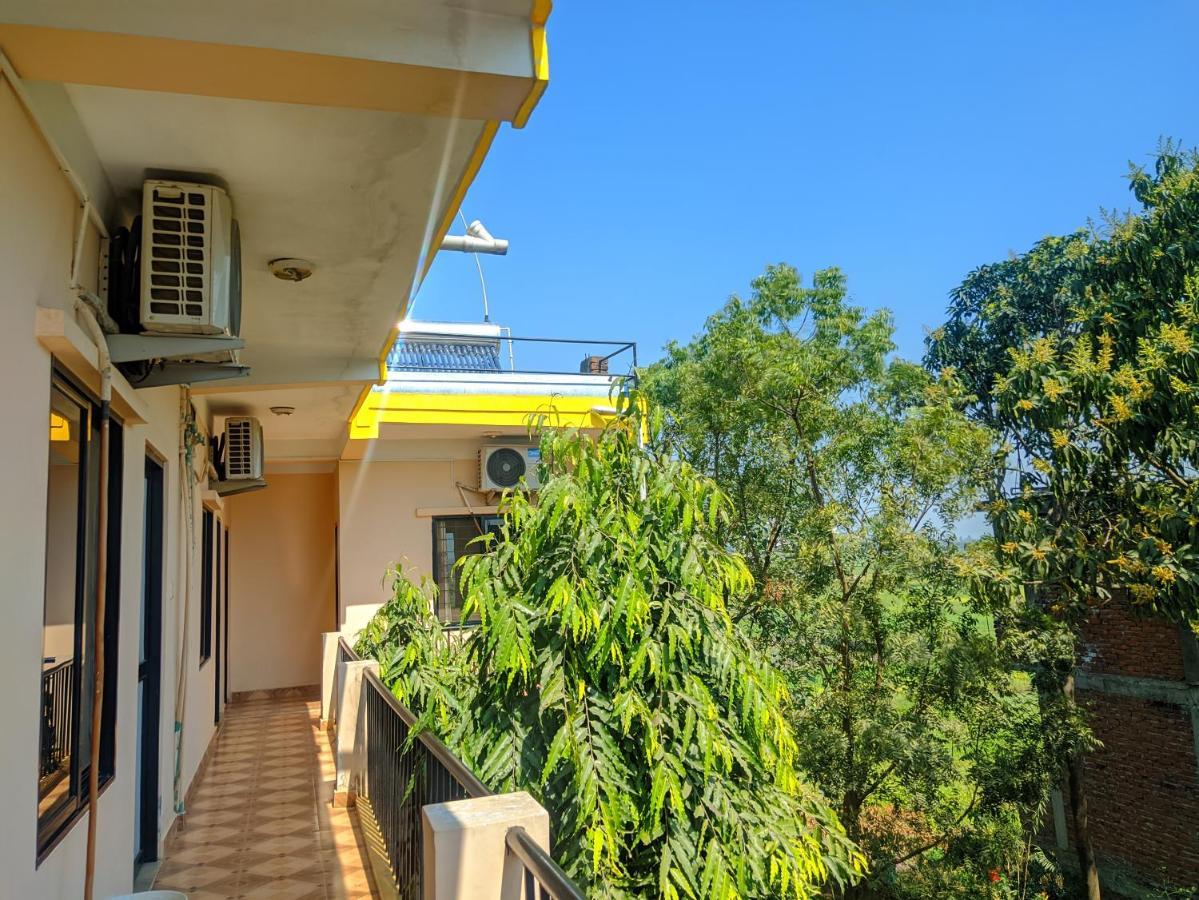 Lumbini Garden Lodge Екстериор снимка