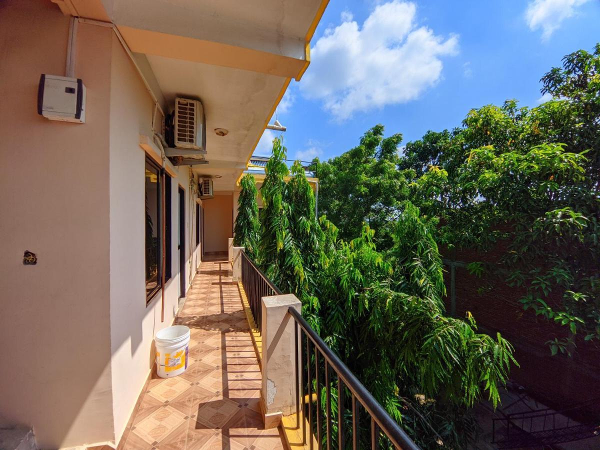 Lumbini Garden Lodge Екстериор снимка